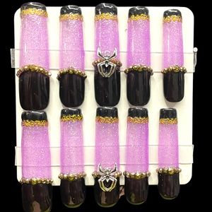 Extra long square spider nails!